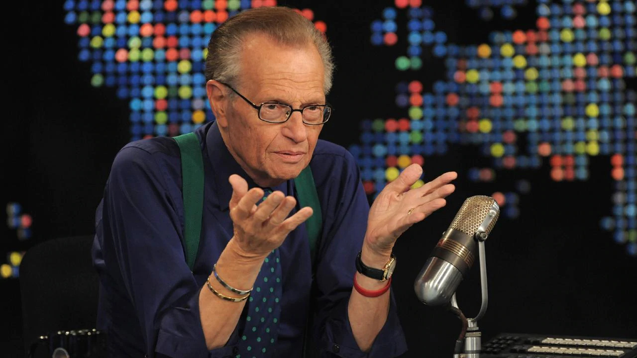 Larry King calls for legislative change to protect press freedom